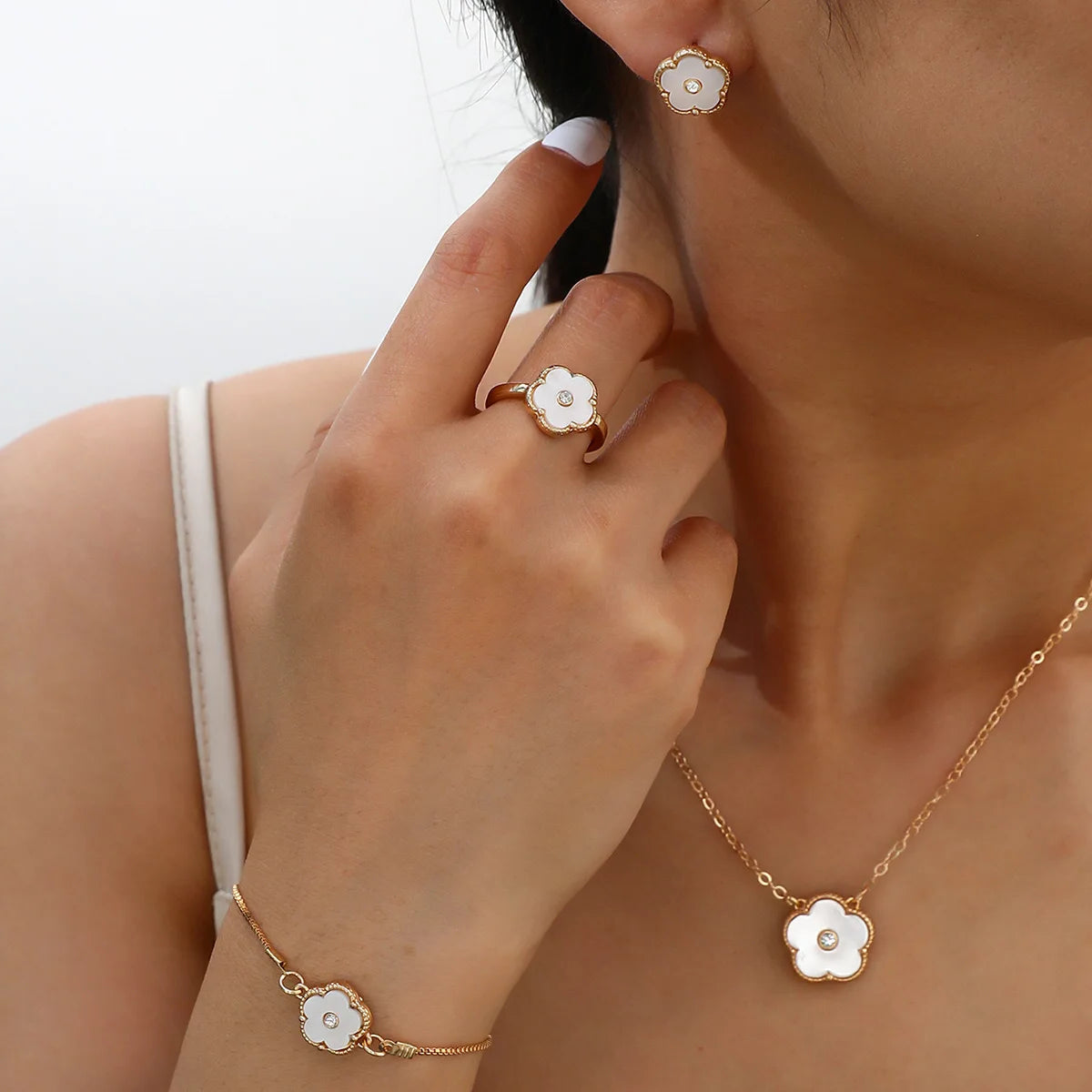 Five-Leaf Clover Zircon Set 7 Colours