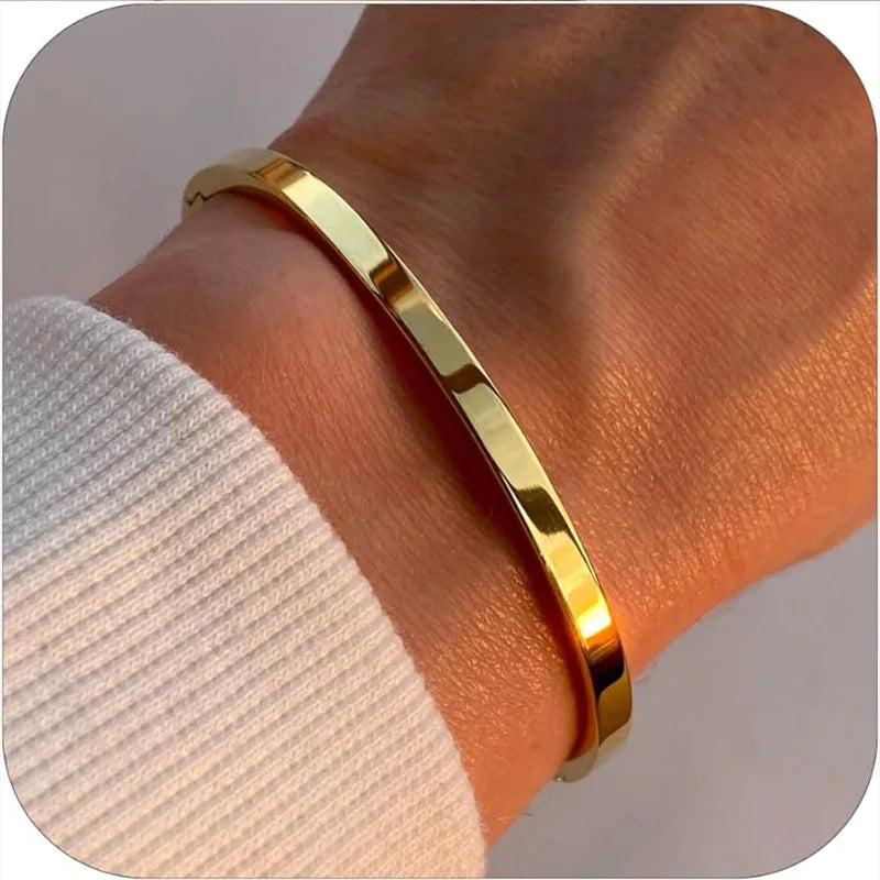 Unisex Gold 18K Gold Plated Oval Bangle